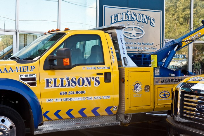 Ellison's Towing Tow Truck